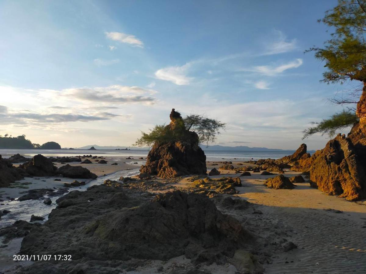 Eco Bungalow เกาะพยาม ภายนอก รูปภาพ